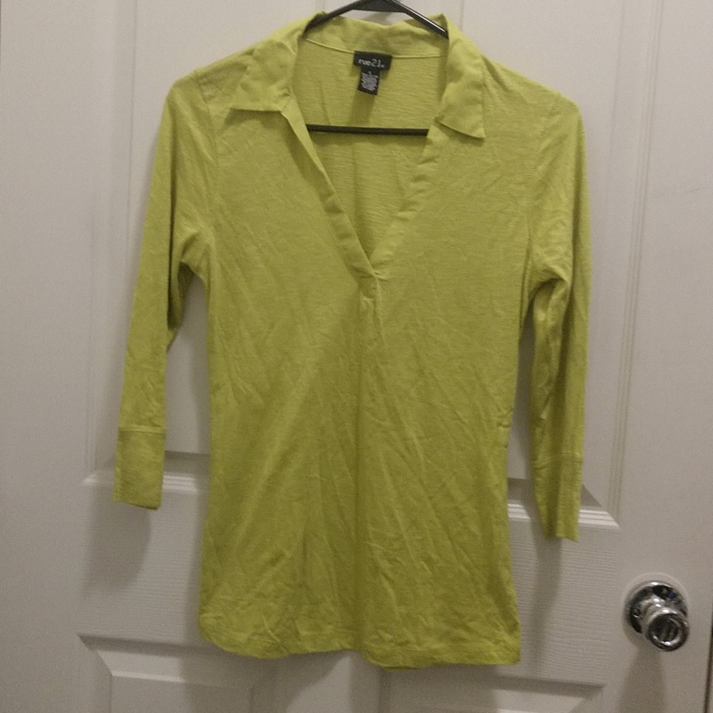 Rue 21 top